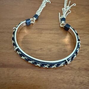 Banana Republic Elegant Black and Gold Women's Bracelet